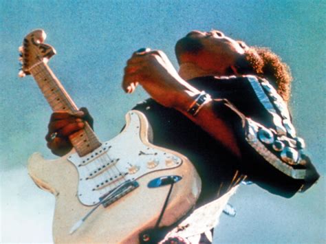 Music, Money, Madness… Jimi Hendrix Live In Maui - UNCUT