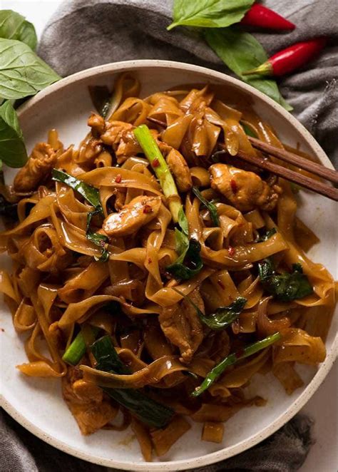 Thai Drunken Noodles (Pad Kee Mao) | Recipe | Recipetin eats, Asian ...