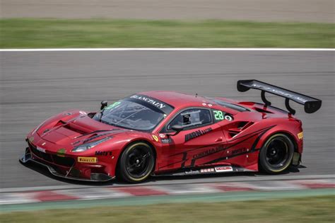 2016 Ferrari 488 GT3 - Gallery | Top Speed