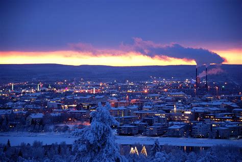 Rovaniemi by Night in Winter 2010/11 - A Series in Color - Gerald Zojer's Blog