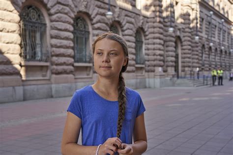 Sailing to America: Teen to bring her climate activism to US