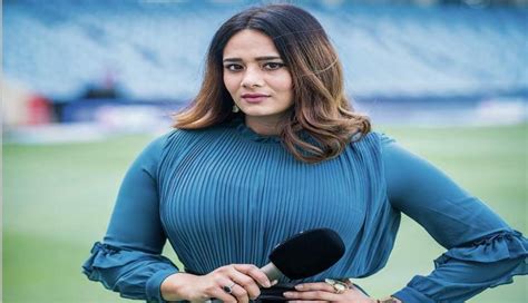 5 standout female sports anchor in cricket | Catch News