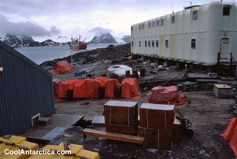 Thumbnails - Signy Island Antarctica base dusk - Free use pictures of Antarctica