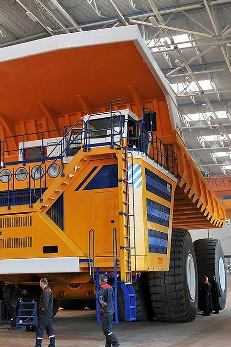 BelAz 75710 world’s biggest truck