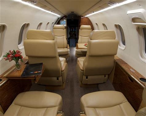 Bombardier Learjet 40XR Specs and Description