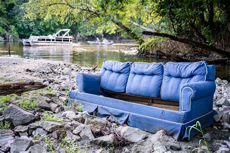 Abandoned sofa | Free Photo - rawpixel