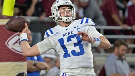 Duke quarterback Riley Leonard enters transfer portal - ESPN