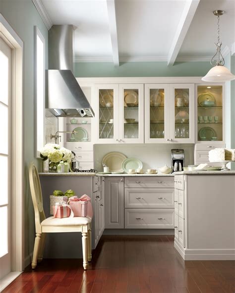 How to Paint Your Kitchen Cabinets Like a Pro | Martha stewart living kitchen, Home depot ...