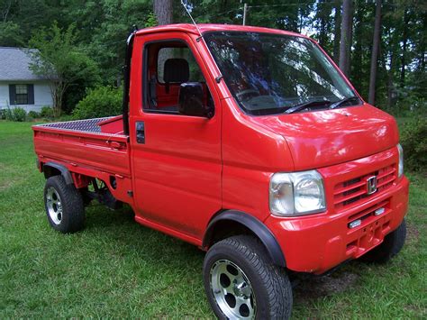 Daily Turismo: Little Red: 2001 Honda Acty Mini Truck