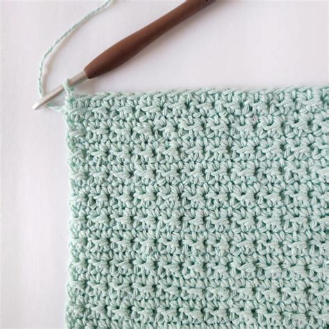 Beginner Easy Crochet Washcloth Pattern - Easy Crochet Patterns