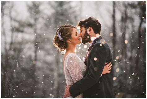 The Barn On the Pemi Winter Wedding - Alexsandra Wiciel Photography