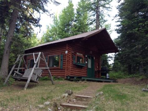 Swan Lake Cabins - Check Availability or Make a Reservation