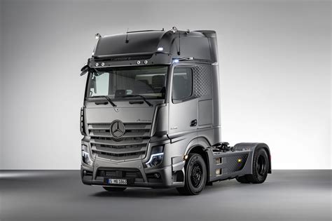 The new Mercedes-Benz Actros Edition 2 - Commercial Vehicle Workshop News