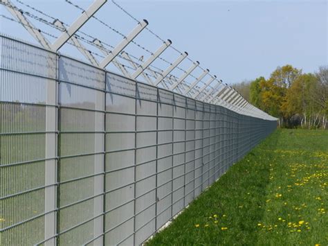 8 Ways to Secure a Facility's Perimeter - Facilities Management Advisor