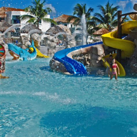 New Adult-Friendly Slides at Sandos Caracol Eco Resort | TravelAge West