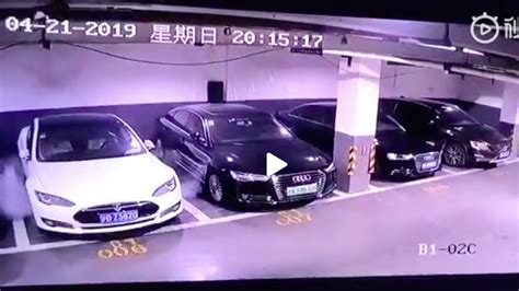 A video showed a parked Tesla Model S exploding in Shanghai — Quartz