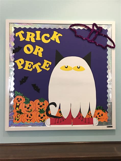 Pete the Cat "Trick or Pete" library Halloween bulletin board | Fall bulletin boards, Halloween ...