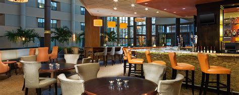 Restaurants in Charlotte, NC near Airport | Sheraton Charlotte Airport Hotel