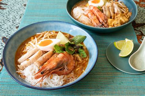 Nyonya Style Laksa Recipe Box | Malaysian Cookaway