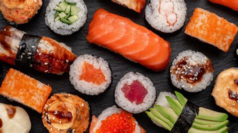 The Sushi Bar Etiquette To Know For The Freshest Meal