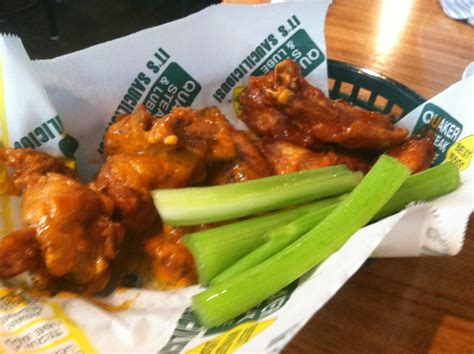 » Quaker Steak and Lube – Wings Dine at Joe's