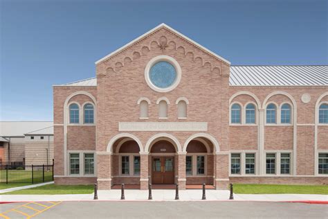 Epiphany of the Lord Catholic School, Katy – Merriman Holt Powell Architects