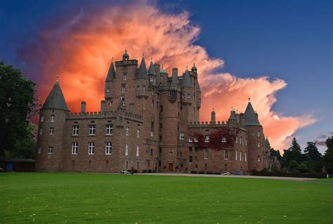 14 Fairy Tale Castles You Must Visit In Scotland - Hand Luggage Only ...