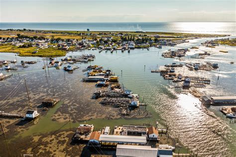 Tangier Island is Sinking Into the Chesapeake - REI Uncommon Path ...