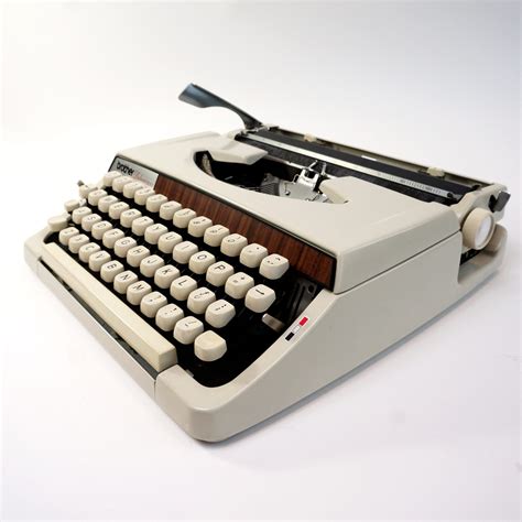 Brother Deluxe 900 Typewriter For Sale - My Cup Of Retro Typewriters