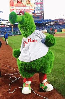 Phanatic Pie Face GIF - Phanatic PieFace PhilliesMascot - Discover ...