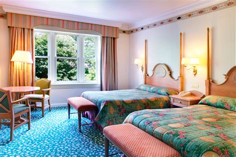 Disney Hotels, Disneyland Hotel - Standard Double Room, Disneyland Paris