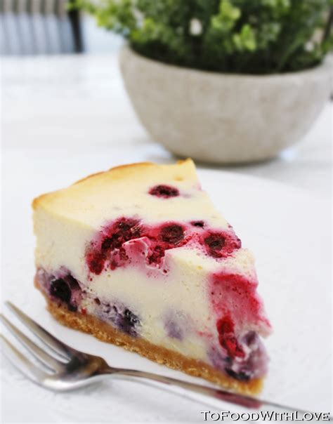 To Food with Love: White Chocolate and Berry Ricotta Cheesecake