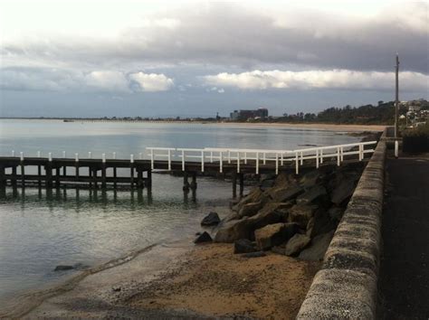 Frankston Beach | Cool pictures, Beach, Favorite places