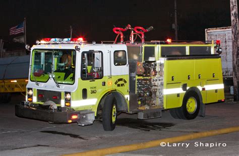 lime green fire trucks « chicagoareafire.com