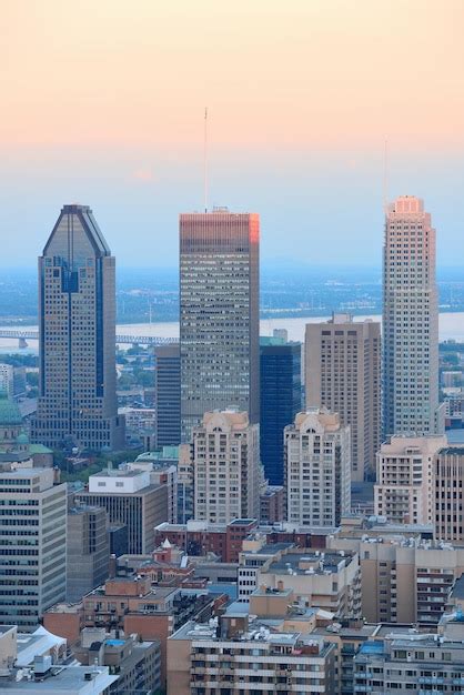 Free Photo | Montreal city skyline