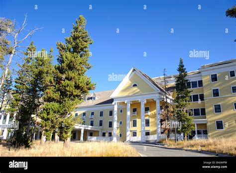 Historic Lake Yellowstone Hotel, Yellowstone National Park, Wyoming Stock Photo: 33343377 - Alamy