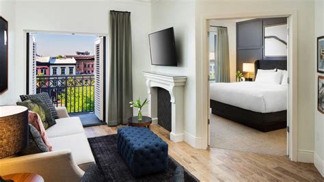 Boutique Hotel Rooms & Suites with Balconies | Andaz Savannah