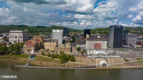 28 Charleston West Virginia Skyline Stock Photos, High-Res Pictures, and Images - Getty Images