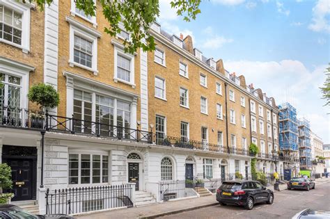 London's Georgian houses: 10 historic homes from £285k | Foxtons