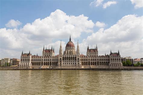 Budapest Parliament building 12861237 Stock Photo at Vecteezy