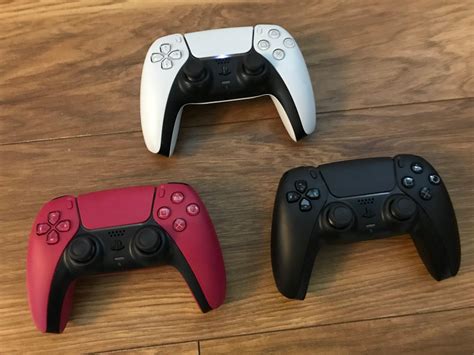 PlayStation 5 – DualSense Midnight Black & Cosmic Red wireless Controllers