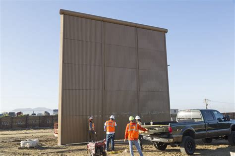 Report: Shots fired from Mexico at US border wall construction workers ...