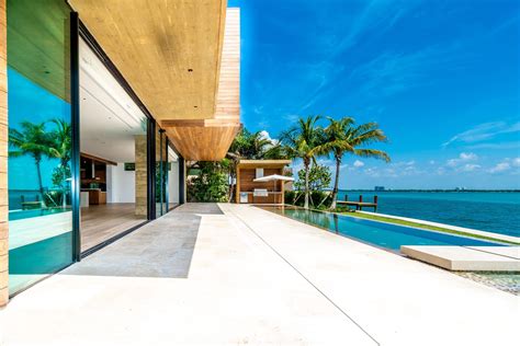 Venetian Islands ~ 825 E Dilido Drive, Miami Beach, Florida 33139 ...