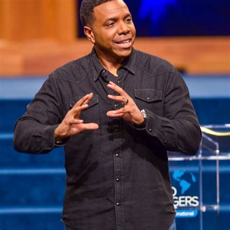 Creflo Dollar Ministries West Africa - YouTube