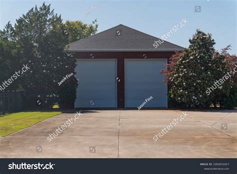 Double Trailer Parking Garage Exterior Concrete Stock Photo 2262931817 | Shutterstock