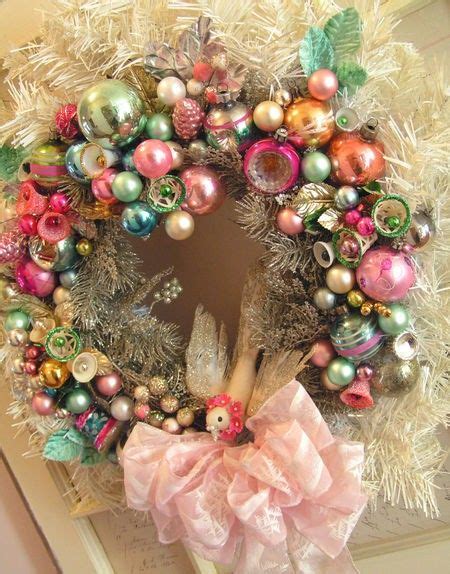 301 best vintage christmas wreaths images on Pinterest | Christmas crafts, Christmas decor and ...