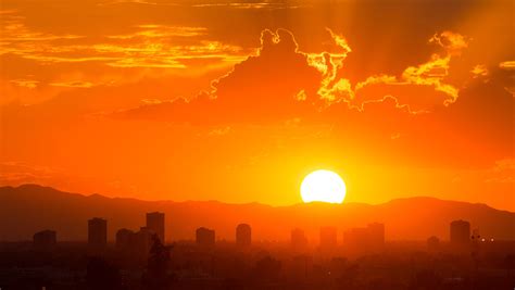 Record-breaking heat forecast for Phoenix area