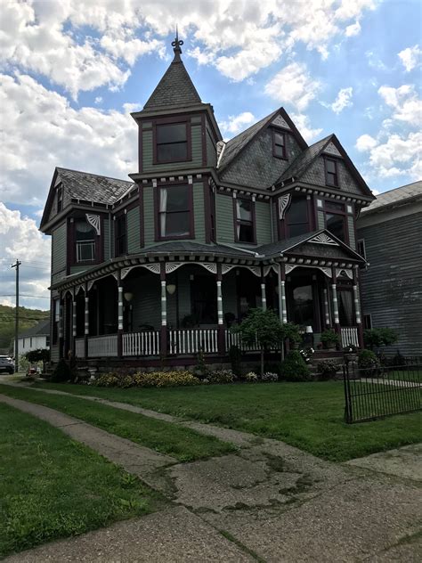 Pin by David Stahl on Victorian/ old houses | Victorian manor ...