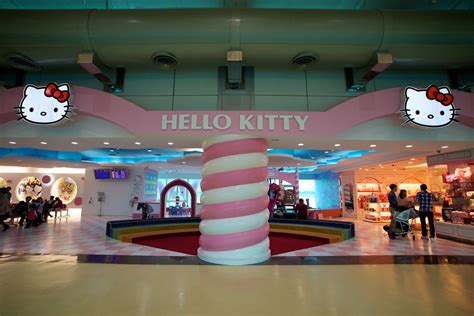 Hello Kitty Taipei Airport Terminal | Gate C3 in Terminal 2 … | Flickr