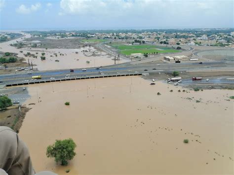 Oman – Floods After 200mm of Rain Leave 4 Dead, Dozens Rescued – FloodList